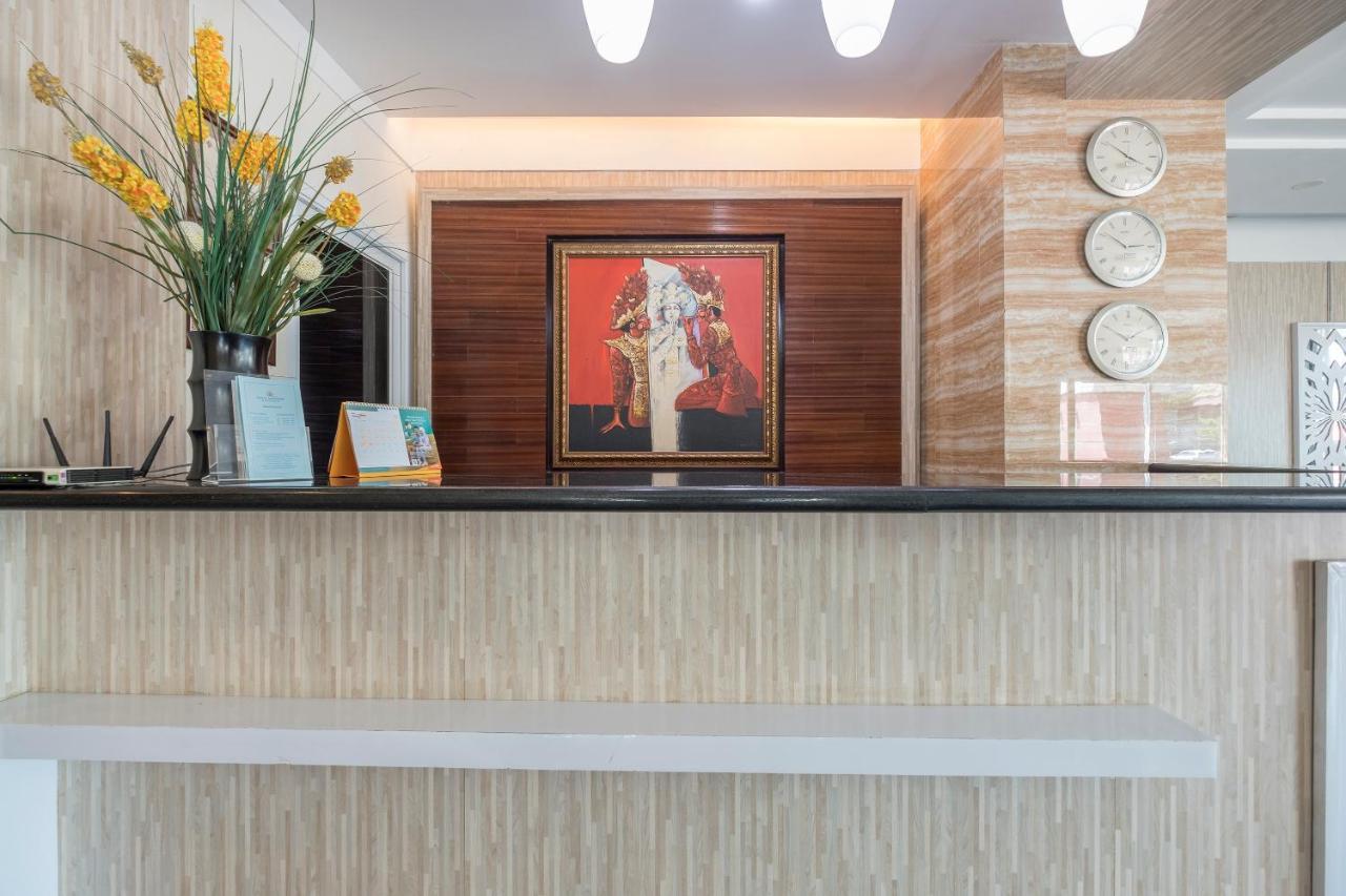 Oyo 1114 Hotel Denpasar Makassar Dış mekan fotoğraf