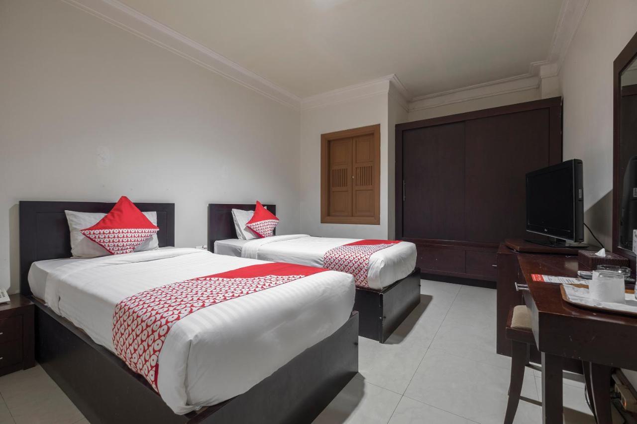 Oyo 1114 Hotel Denpasar Makassar Dış mekan fotoğraf