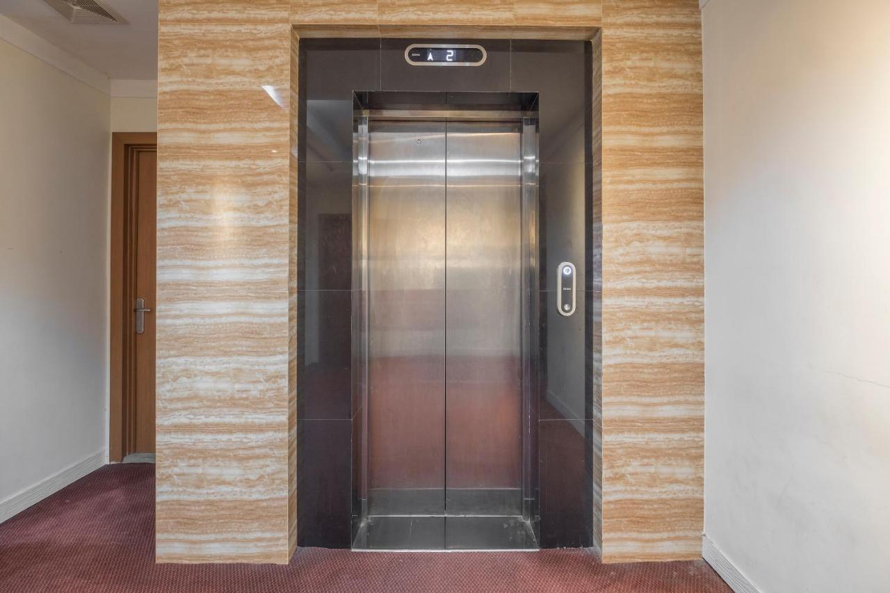 Oyo 1114 Hotel Denpasar Makassar Dış mekan fotoğraf