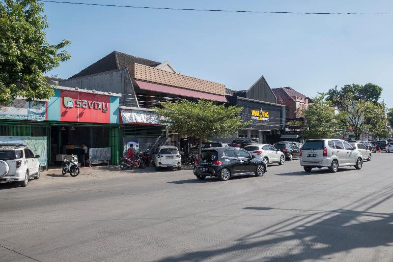 Oyo 1114 Hotel Denpasar Makassar Dış mekan fotoğraf