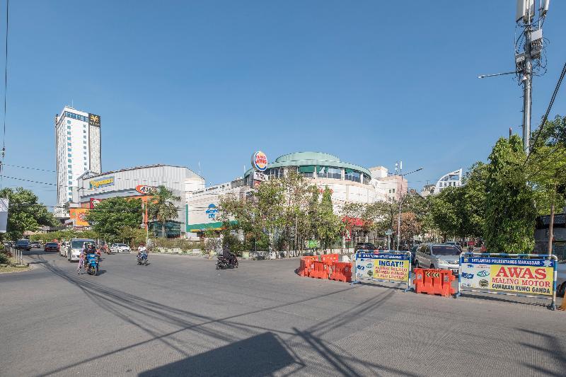 Oyo 1114 Hotel Denpasar Makassar Dış mekan fotoğraf